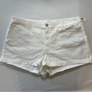 Old Navy White Denim Shorts High Rise WOW Zip Fly Women’s Plus Size 22 NWT